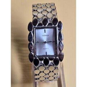 Bijoux Terner Silver Tone Women’s Watch. New Battery